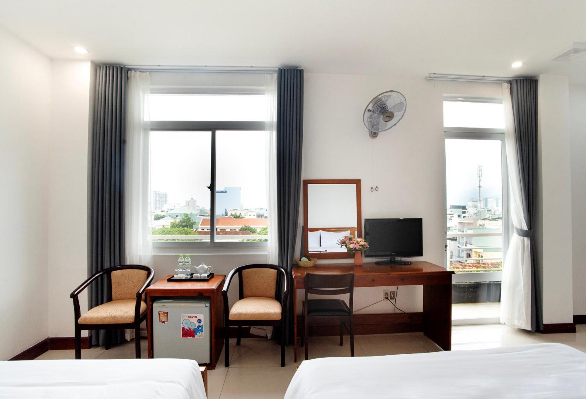 Eden Quy Nhon Hotel Esterno foto