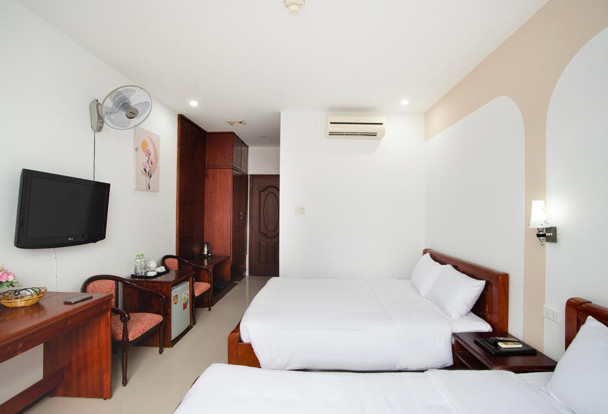 Eden Quy Nhon Hotel Esterno foto